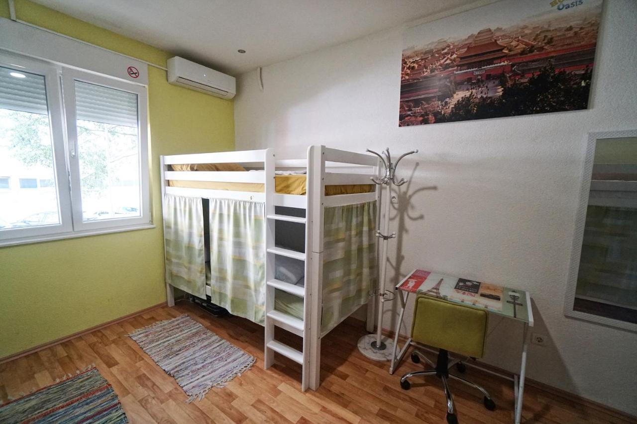 Oasis Hostel สปลิท ภายนอก รูปภาพ